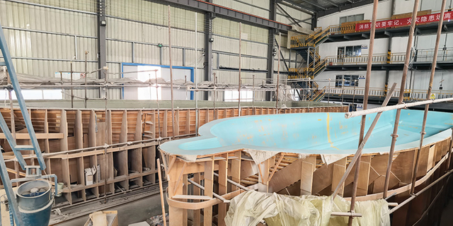 atelier de moules et de pièces de bateaux pour usine de bateaux de pêche et de bateaux à passagers